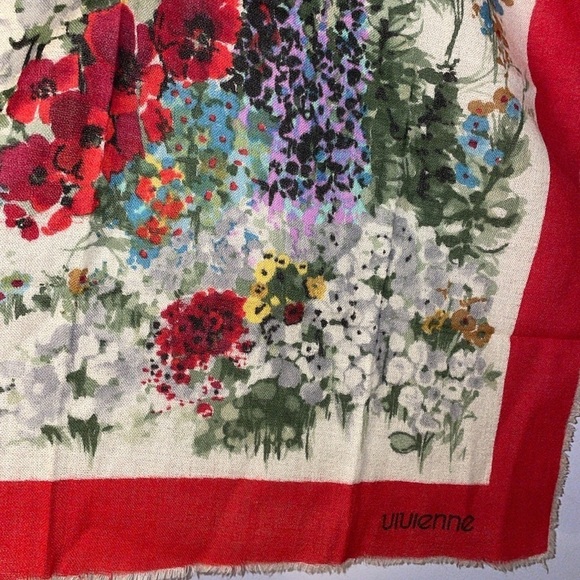 Vivienne Vintage Raw Edge Floral Square Scarf - Picture 7 of 16